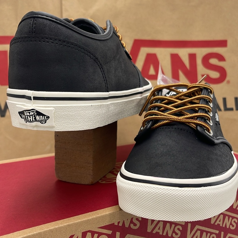 Vans Men’s Black Sneakers Classic Low-Top Design Atwood (Leather)BIck/Mrshmllow - Picture 8 of 16
